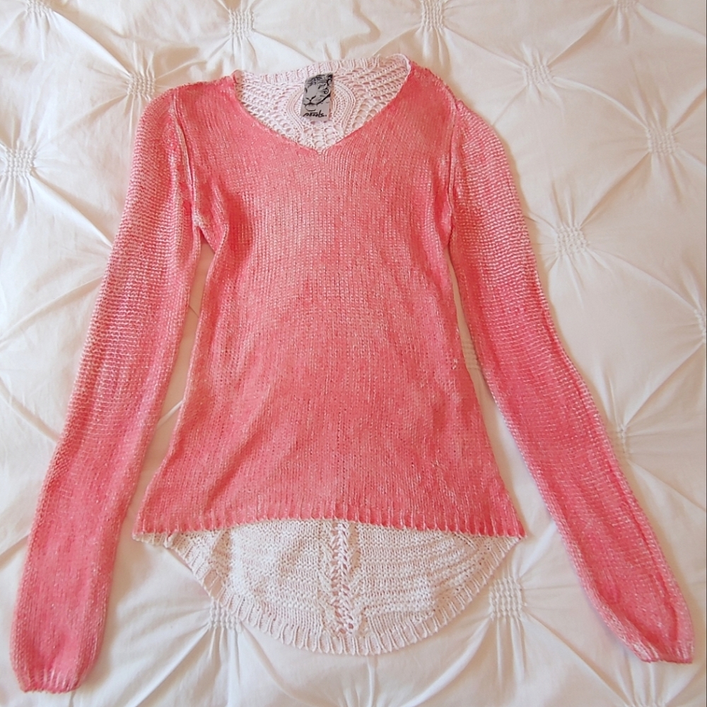Poools coral & cream knit crochet high low sweater. Size 38(M).